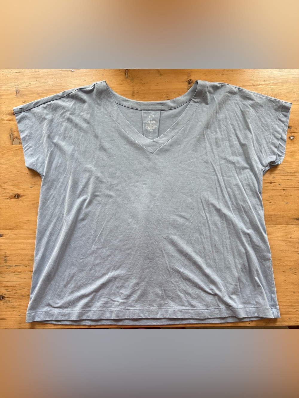 J Jill V-Neck LUXE SUPIMA PLEAT-BACK TEE Light Blue Large Petite